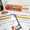 DIPLOMA NA LATA FORMANDOS 2025,sacola porta atividades, capa para envelope escolar, moldes para sacolas, lembrancinha formandos, capa para portfólio escolar, atividades de encerramento, formandos 2025, organização escolar, material pedagógico para professores, lembrança escolar criativa, capa para avaliações, molde envelope pardo, atividades para formatura, ideias para formandos, recursos pedagógicos, material para educação infantil, molde para imprimir, decoração de formatura, porta atividade formandos, material para professores