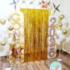 Confraternização, confra 2025Decoração escolar, Painel de festa, Portal decorativo, Fundo fotográfico, Enfeites escolares, Festa de fim de ano, Decoração dourado, Decoração branco e dourado, Decoração com balões, Cortina metálica, Cenário para fotos, Decoração para escolas, Festa dos professores, Decoração 2025, Painel confraternização, Festa escolar, Decoração simples e elegante, Decoração com PVC, Cantinho instagramável.