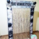 Ano novo, retrospectiva, fim de ano, confraternização, despedida, celebração, renovação, expectativa, acolhimento, boas-vindas, novos começos, alegria, gratidão, memórias, mural de recordações, recomeço, reflexão, encerramento escolar, festa de fim de ano, unidos