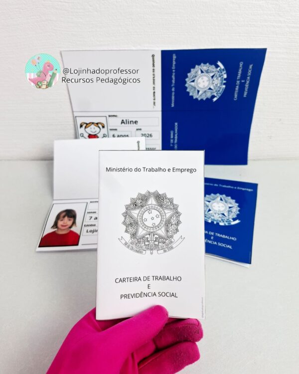 Carteira de trabalho- Dia do trabalhador